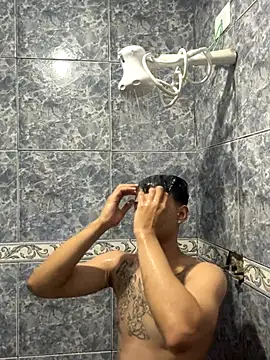 Snapshot of condenovin chatting on October 2025 09:56:01 PM condenovin online show from October 2025 09:56:01 PM