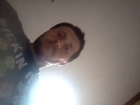 Snapshot of bigmemberDDD chatting on September 2025 07:48:01 PM bigmemberDDD online show from September 2025 07:48:01 PM