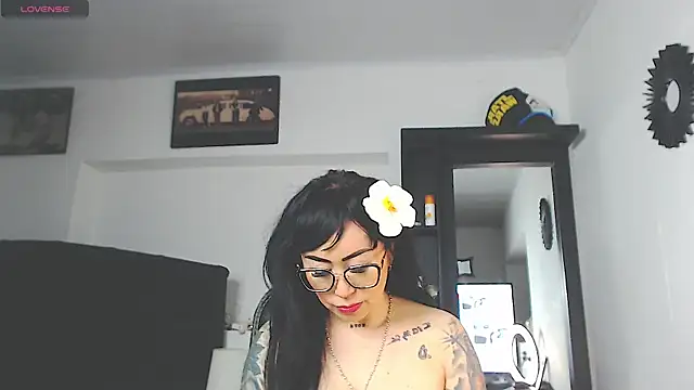 Vicky hotmilf online show from March 2026 11:16:02 AM