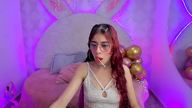 Gaby louse online show from November 2025 08:51:01 PM