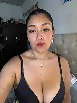 Snapshot of Aurora_fire1 chatting on February 2026 06:47:02 PM Aurora fire1 online show from February 2026 06:47:02 PM