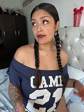 Snapshot of Aurora_fire1 chatting on February 2026 05:49:02 PM Aurora fire1 online show from February 2026 05:49:02 PM