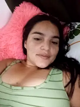Snapshot of chloe_90 chatting on October 2025 03:51:02 AM chloe 90 online show from October 2025 03:51:02 AM