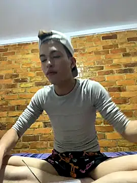 Thiago blsd online show from October 2025 04:56:02 AM