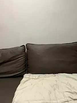 ruyi-13 online show from September 2025 08:14:01 AM