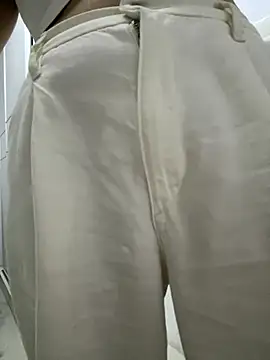 ruyi-13 online show from October 2025 01:02:02 PM