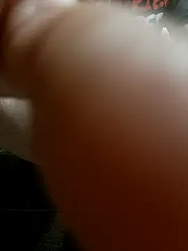 cariste44 online show from March 2026 09:31:02 PM