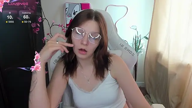 Snapshot of AudreyyKim chatting on July 2026 08:20:01 AM AudreyyKim online show from July 2026 08:20:01 AM