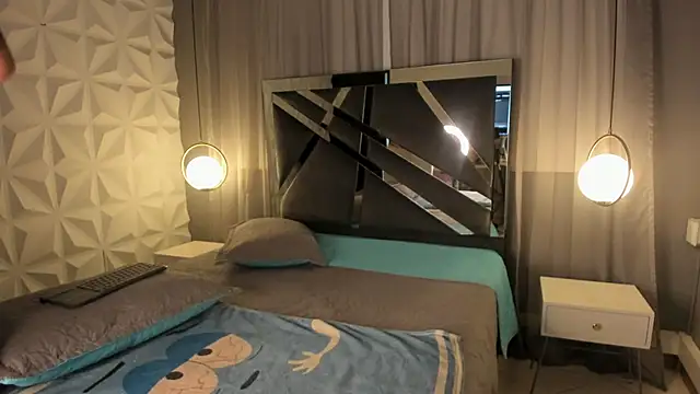 Snapshot of MAGIC_TESSA chatting on October 2025 07:01:02 PM MAGIC TESSA online show from October 2025 07:01:02 PM