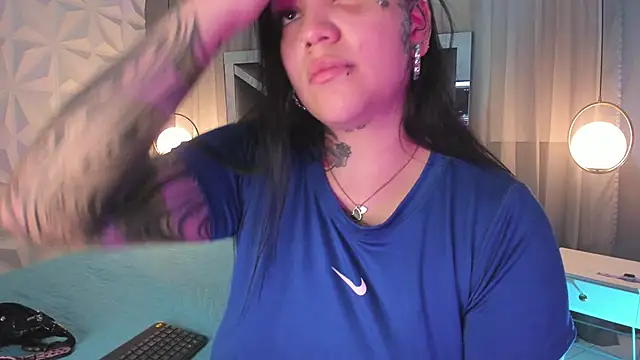 Snapshot of MAGIC_TESSA chatting on November 2025 08:07:02 PM MAGIC TESSA online show from November 2025 08:07:02 PM