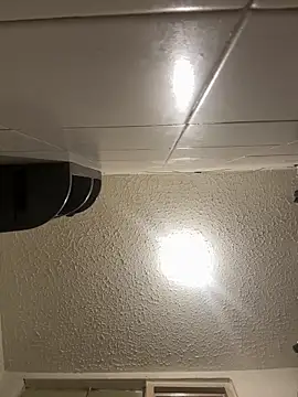 Snapshot of MAGIC_TESSA chatting on February 2026 09:25:02 AM MAGIC TESSA online show from February 2026 09:25:02 AM