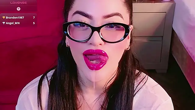 Snapshot of Catalina-Malave chatting on June 2026 01:04:01 AM Catalina-Malave online show from June 2026 01:04:01 AM