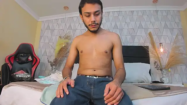 Boss Domiinator online show from February 2026 12:22:02 PM