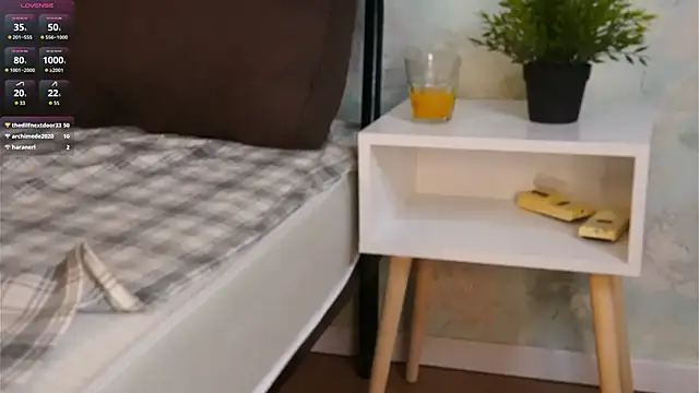 HollieCollelo online show from February 2026 07:51:01 AM