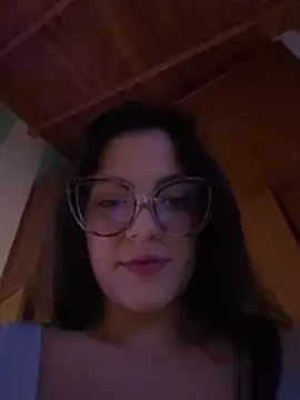 alilith online show from December 2025 07:19:02 PM