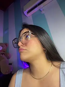 alilith online show from January 2026 08:46:02 PM