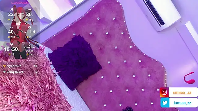 MariahMendezz online show from November 2025 07:35:01 PM