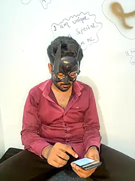 Snapshot of MeekBatgirl chatting on September 2025 12:48:01 PM MeekBatgirl online show from September 2025 12:48:01 PM