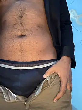 Snapshot of MeekBatgirl chatting on October 2025 06:25:01 AM MeekBatgirl online show from October 2025 06:25:01 AM