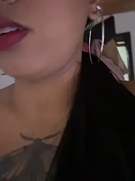 Michluxe 69 online show from December 2025 01:22:02 AM