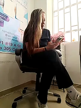 Madisson-04  online show from February 2026 03:35:02 PM