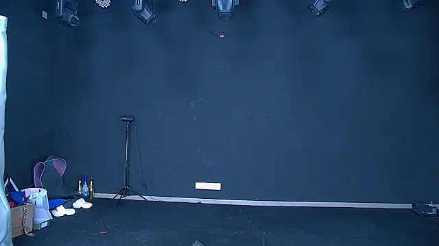 Emeralds Girls online show from November 2025 12:11:02 AM