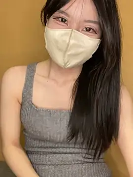 Snapshot of Yuki_chan_2 chatting on April 2026 01:45:02 PM Yuki chan 2 online show from April 2026 01:45:02 PM