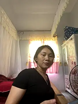 Snapshot of Almond-cute chatting on September 2025 06:13:02 AM Almond-cute online show from September 2025 06:13:02 AM