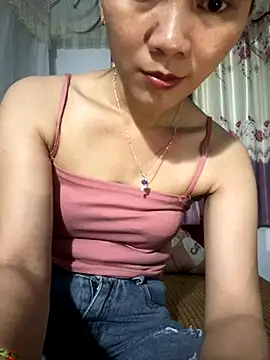 Snapshot of Almond-cute chatting on September 2025 04:07:01 PM Almond-cute online show from September 2025 04:07:01 PM