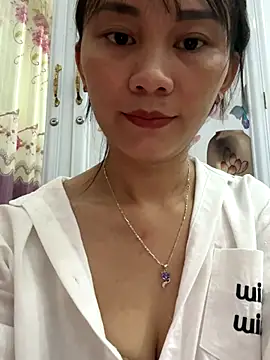 Snapshot of Almond-cute chatting on September 2025 10:51:02 AM Almond-cute online show from September 2025 10:51:02 AM