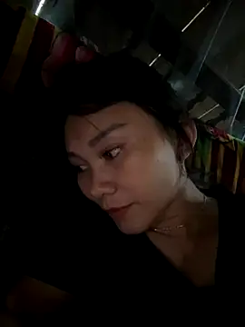 Snapshot of Almond-cute chatting on September 2025 05:22:01 AM Almond-cute online show from September 2025 05:22:01 AM