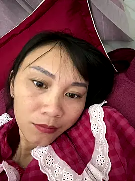 Snapshot of Almond-cute chatting on October 2025 12:49:01 PM Almond-cute online show from October 2025 12:49:01 PM