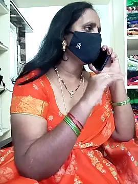 Snapshot of Mee_harini-telugupilla chatting on October 2025 05:52:02 AM Mee harini-telugupilla online show from October 2025 05:52:02 AM