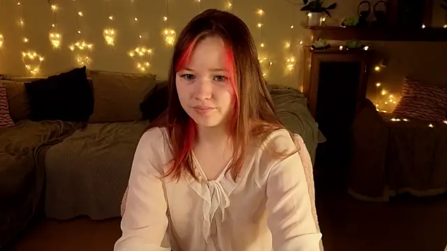 Snapshot of Sweetie_Hope chatting on July 2026 03:05:01 PM Sweetie Hope online show from July 2026 03:05:01 PM