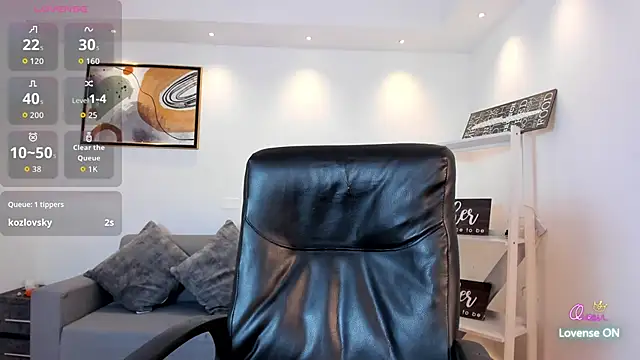 sofiapalacioss online show from April 2026 09:39:33 PM