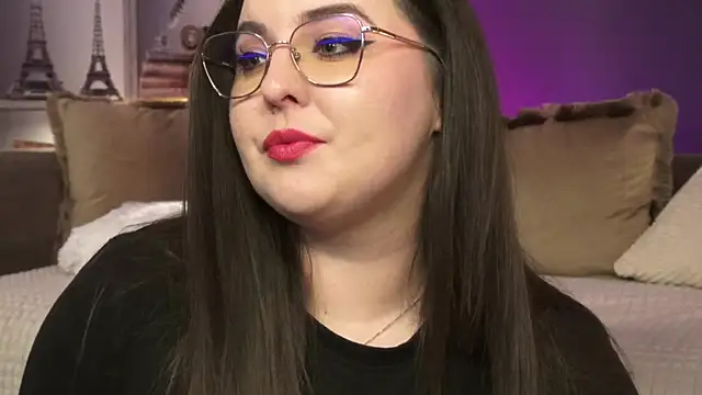Mia Swano online show from May 2026 02:09:02 AM
