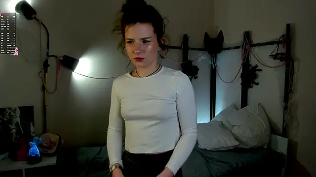 Snapshot of WilleneDelio chatting on November 2025 09:30:02 AM WilleneDelio online show from November 2025 09:30:02 AM