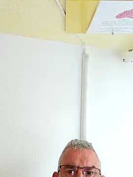 Oldmenhot66 online show from June 2026 04:13:01 AM