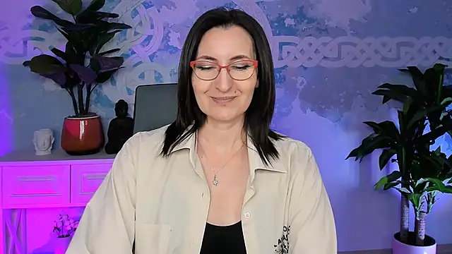 UnaTerra online show from November 2025 09:19:02 AM