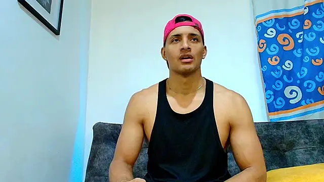 Snapshot of Smith_Fitness chatting on July 2026 01:06:02 PM Smith Fitness online show from July 2026 01:06:02 PM