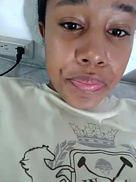 MoniqueMulberry online show from October 2025 07:45:02 PM