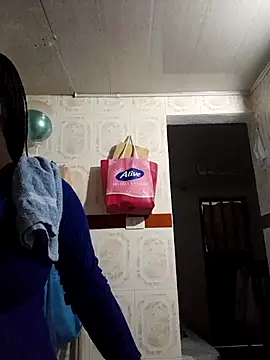 Snapshot of Megan_boobss chatting on December 2025 06:26:01 PM Megan boobss online show from December 2025 06:26:01 PM