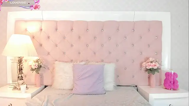 CaterinaRomano online show from November 2025 02:50:02 PM