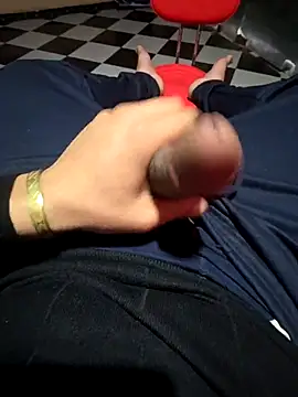 anis3g4 online show from April 2026 06:10:01 PM