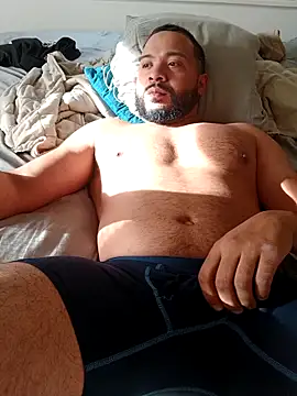 Snapshot of tripping385 chatting on September 2025 08:47:02 PM tripping385 online show from September 2025 08:47:02 PM