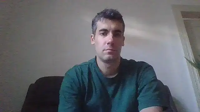 JulioIsHere4you online show from November 2025 11:10:02 AM