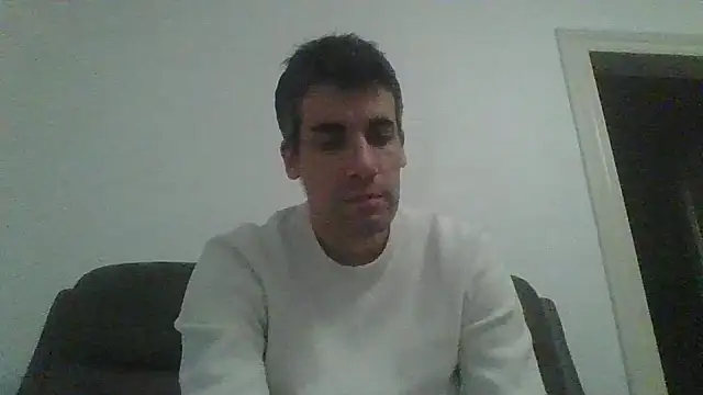 Snapshot of JulioIsHere4you chatting on February 2026 12:14:02 AM JulioIsHere4you online show from February 2026 12:14:02 AM