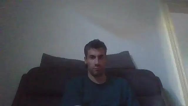 Snapshot of JulioIsHere4you chatting on May 2026 04:50:01 AM JulioIsHere4you online show from May 2026 04:50:01 AM