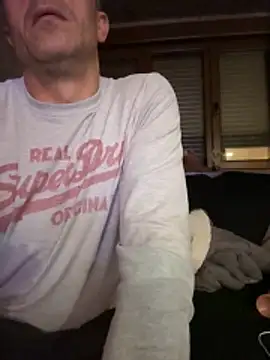 Snapshot of ruberofre chatting on November 2025 12:55:01 AM ruberofre online show from November 2025 12:55:01 AM