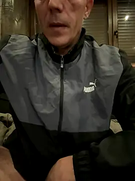 Snapshot of ruberofre chatting on November 2025 02:33:01 AM ruberofre online show from November 2025 02:33:01 AM